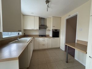 Kitchen- click for photo gallery